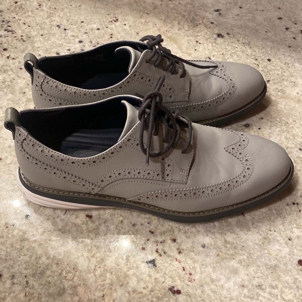 Cole Haan Grand Evolution ØS Grey Like New